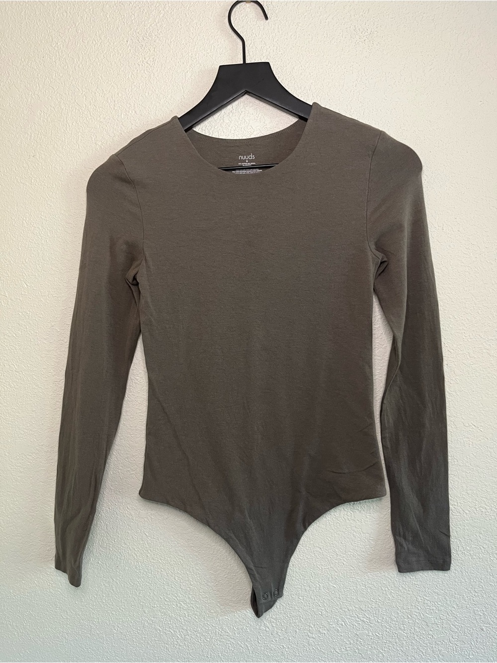nuuds Olive Long-Sleeve Crewneck Bodysuit